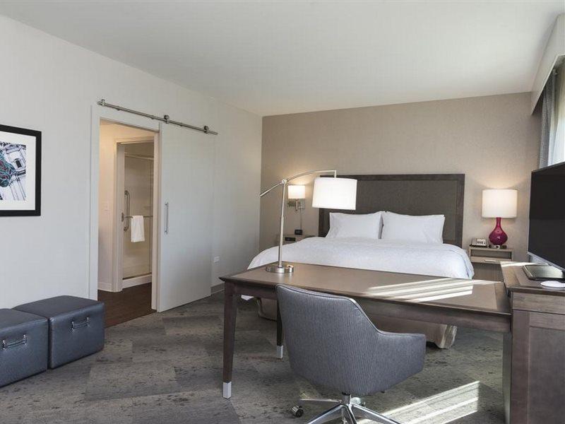 Hampton Inn & Suites By Hilton Chicago Schaumburg Il Экстерьер фото